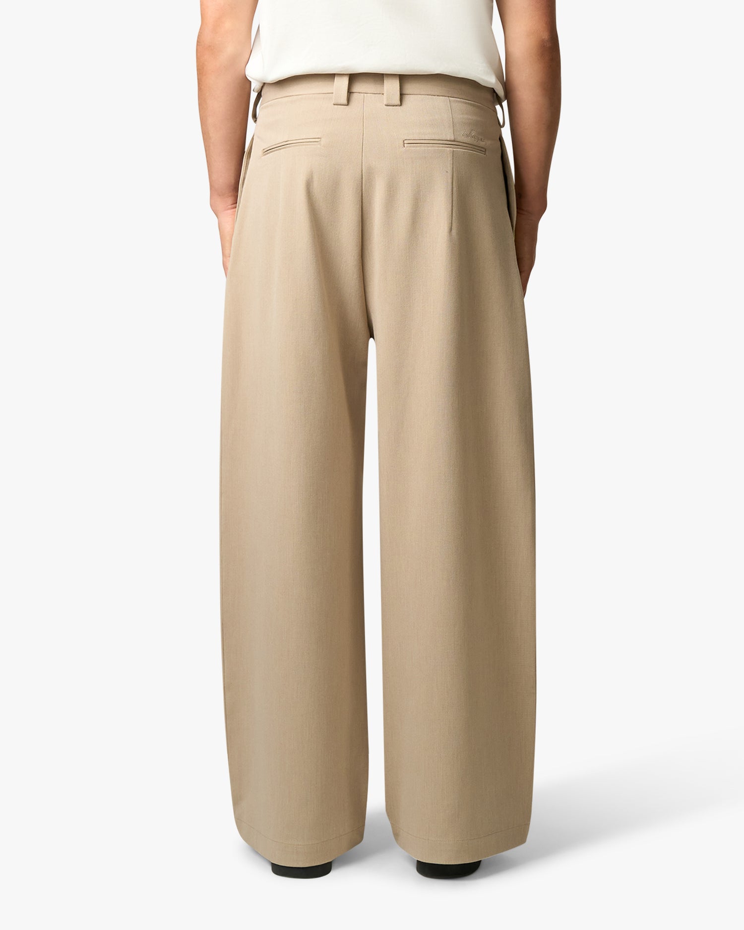 Pantalon ample à plis Ambra