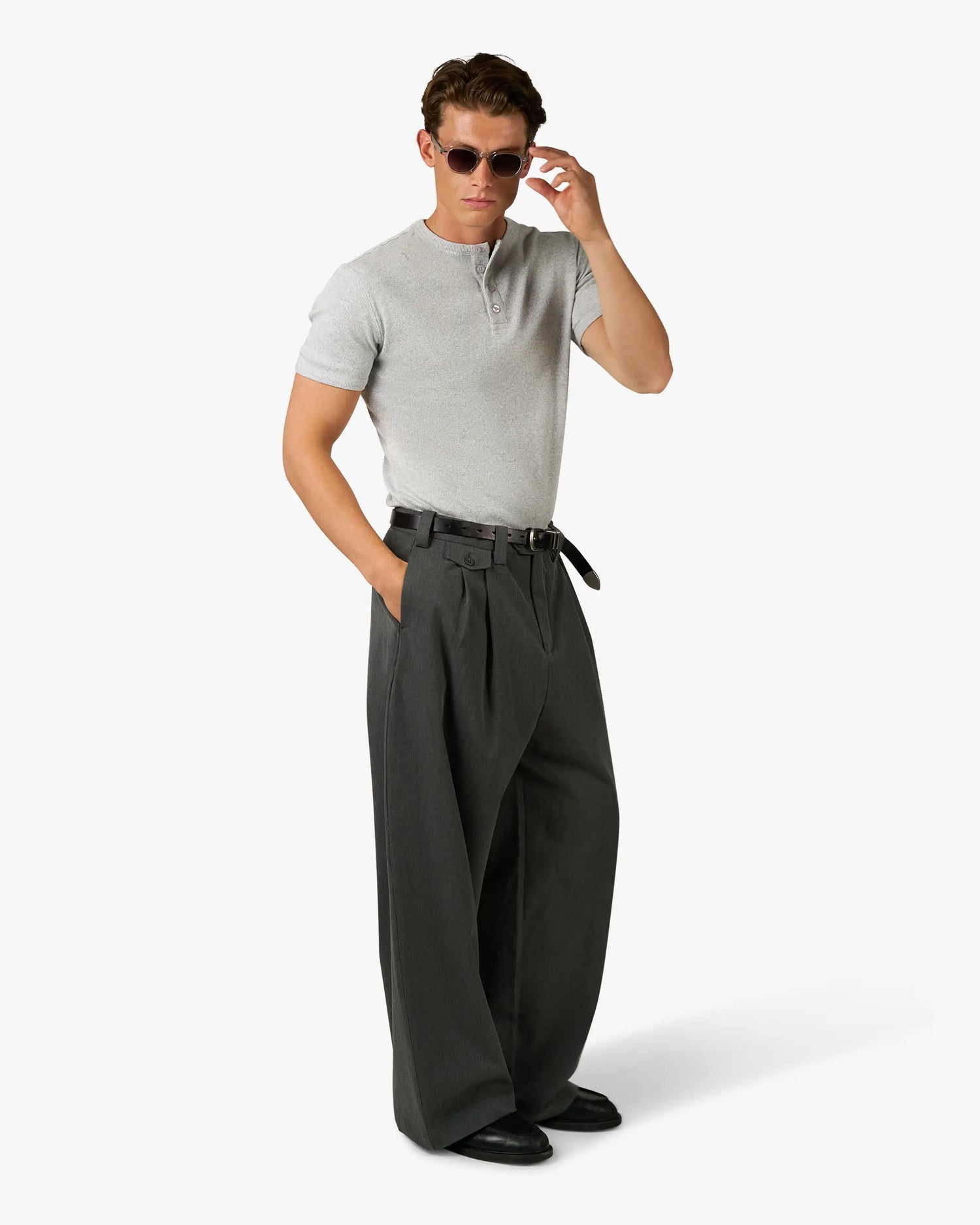 Ambra Pleated Loose-Fit Pants | Dark Grey Melee
