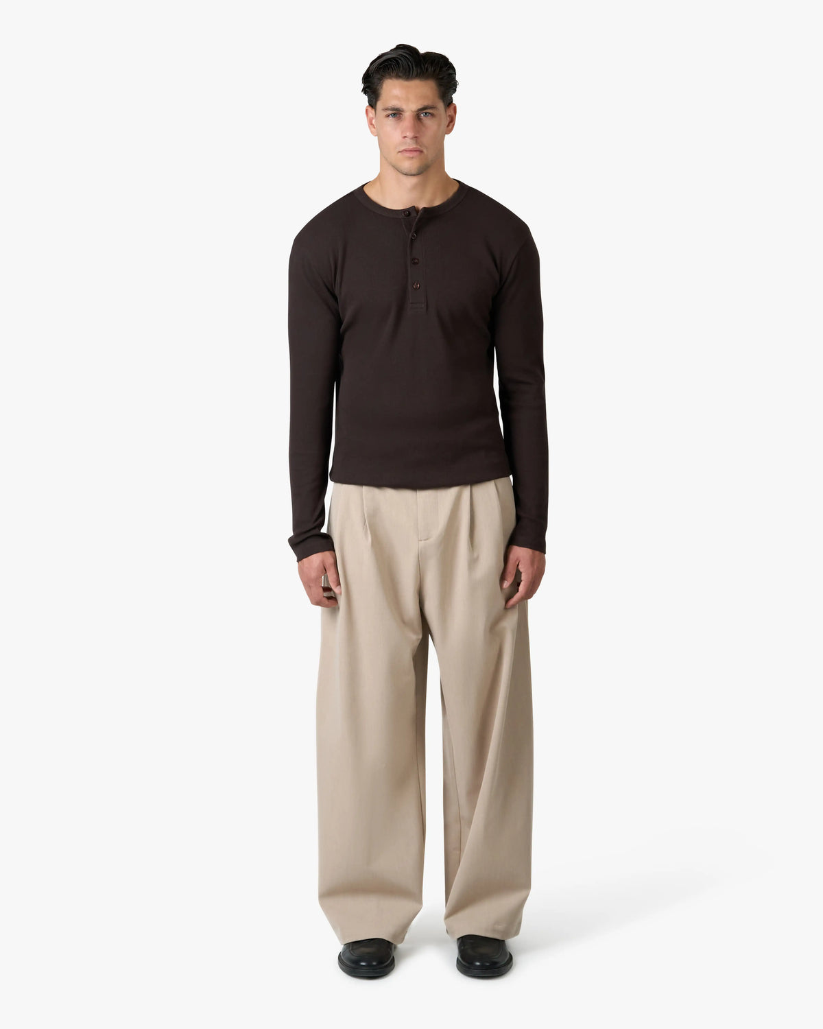 Henley Longsleeve | Brown